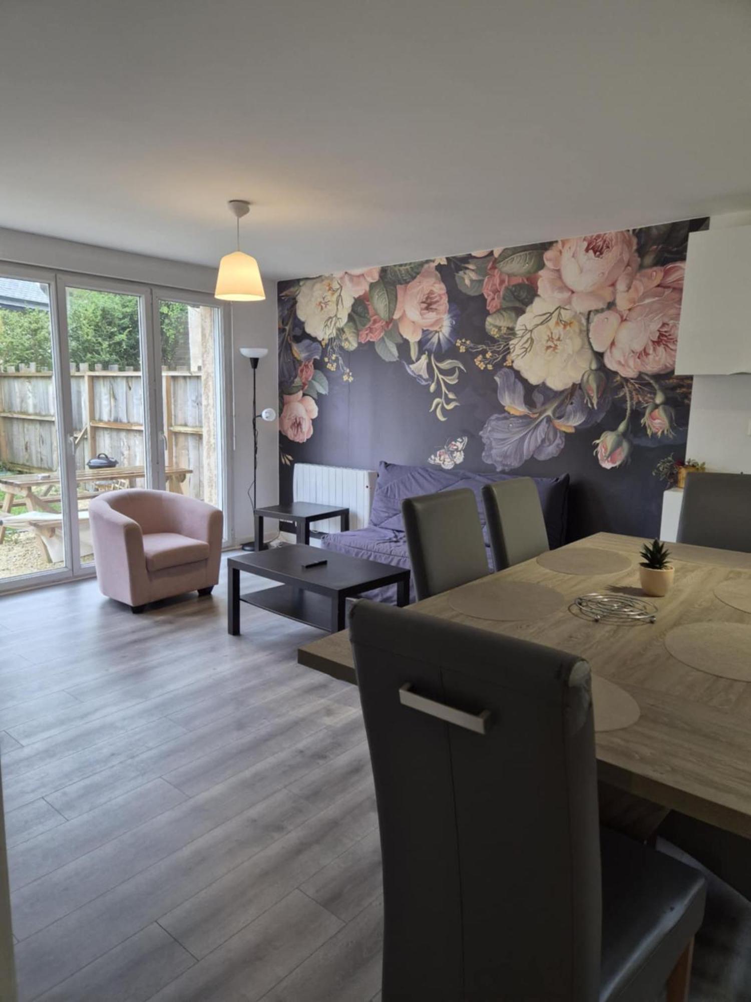Appartements Lannion Proche Centre, Cotes De Granit Rose Exterior foto